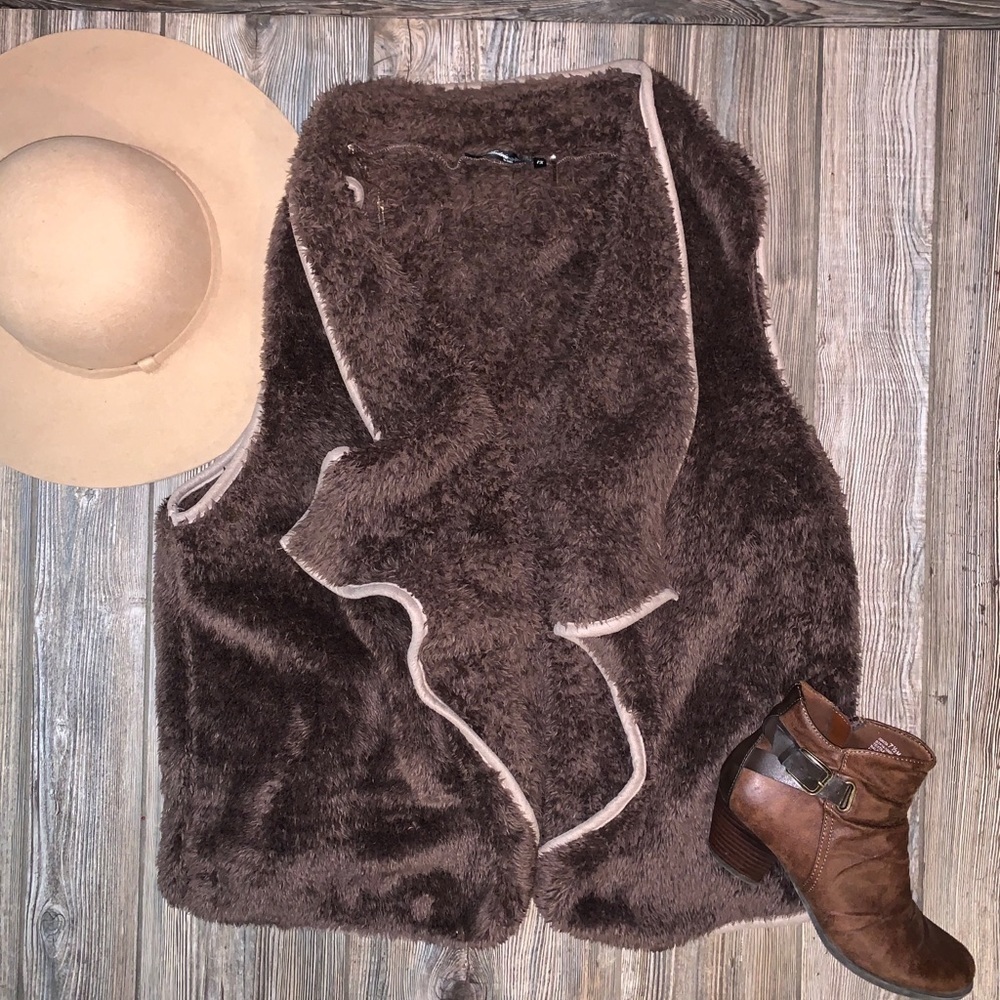 Andree by Unit Waterfall Furry Vest